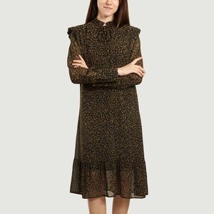 ZILLOW DRESS WITH FLOUNCES, NWT!